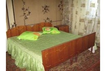 Ukraina Privát Novobarovo, Eksterjeras